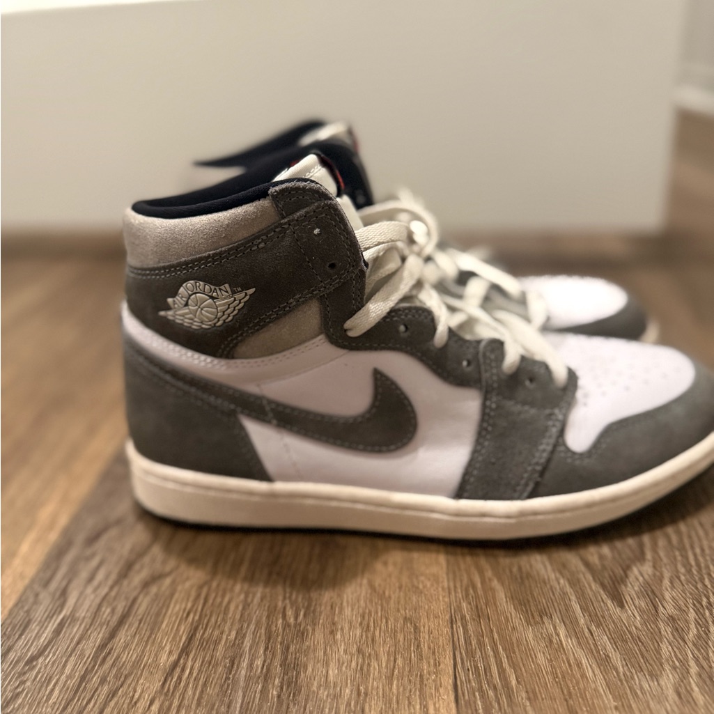 Air Jordan 1
